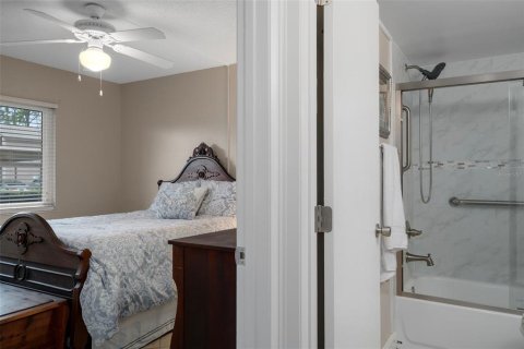 Condo in Oldsmar, Florida, 2 bedrooms  № 1817244 - photo 28