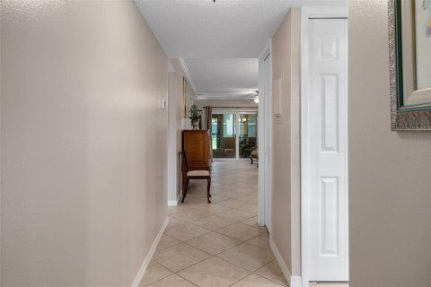 Condo in Oldsmar, Florida, 2 bedrooms  № 1817244 - photo 5