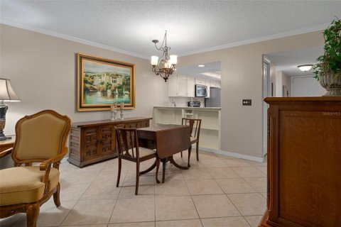 Condo in Oldsmar, Florida, 2 bedrooms  № 1817244 - photo 12