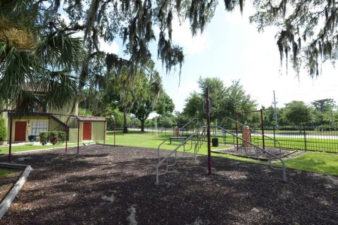 Townhouse in Winter Park, Florida 2 bedrooms, 95.78 sq.m. № 2239145 - photo 25