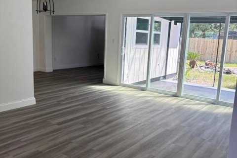 Villa ou maison à vendre à Gainesville, Floride: 3 chambres, 164.99 m2 № 1901884 - photo 2