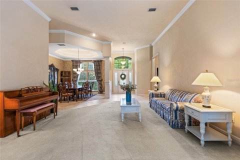 House in Gainesville, Florida 5 bedrooms, 352.66 sq.m. № 1626169 - photo 9