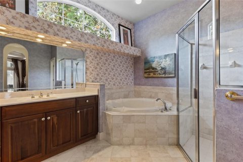 House in Gainesville, Florida 5 bedrooms, 352.66 sq.m. № 1626169 - photo 29