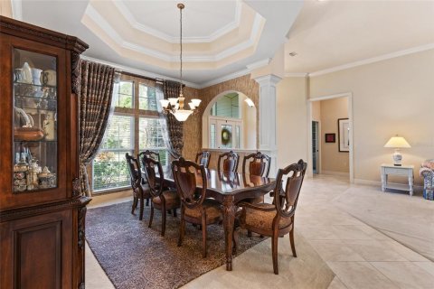 House in Gainesville, Florida 5 bedrooms, 352.66 sq.m. № 1626169 - photo 8