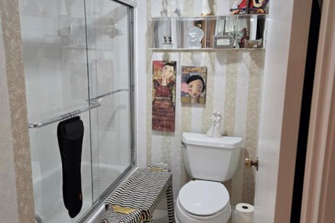 Снять в аренду кондоминиум в Бока-Ратон, Флорида 3 комнаты, 117.61м2, № 2146623 - фото 12