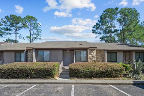 Villa ou maison à vendre à Gainesville, Floride: 2 chambres, 110.09 m2 № 1913422 - photo 1