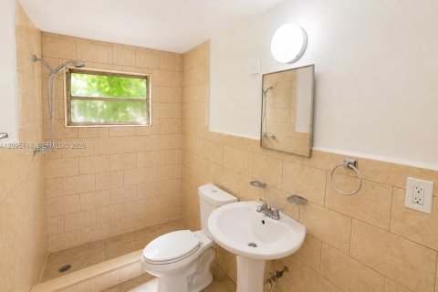Apartment in Miami, Florida 2 bedrooms № 2392097 - photo 6