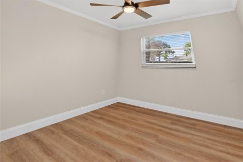 House in Kissimmee, Florida 3 bedrooms, 126.53 sq.m. № 2393798 - photo 19