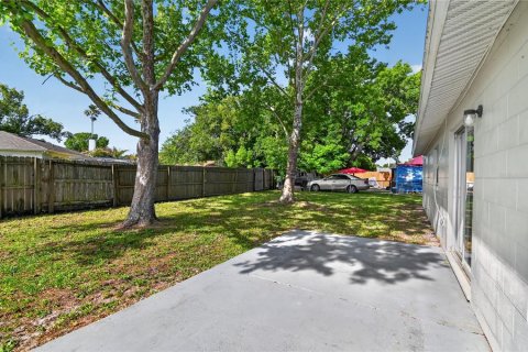 House in Kissimmee, Florida 3 bedrooms, 126.53 sq.m. № 2393798 - photo 24