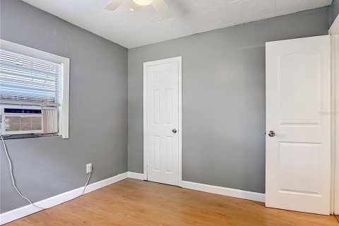 House in Holly Hill, Florida 2 bedrooms, 60.2 sq.m. № 2207418 - photo 30