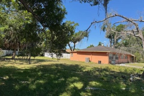 Propiedad comercial en Oldsmar, Florida 142.7 m2 № 2155900