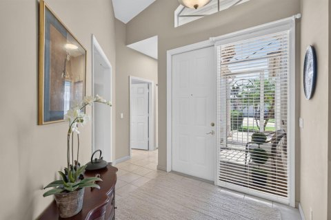 House in Port St. Lucie, Florida 2 bedrooms, 154.31 sq.m. № 2249939 - photo 3