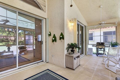 House in Port St. Lucie, Florida 2 bedrooms, 154.31 sq.m. № 2249939 - photo 22