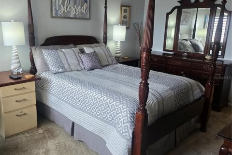 Condominio en alquiler en Saint Petersburg, Florida, 2 dormitorios, 100.52 m2 № 1843760 - foto 6