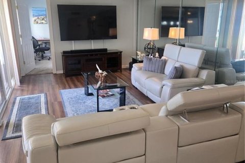 Condominio en alquiler en Saint Petersburg, Florida, 2 dormitorios, 100.52 m2 № 1843760 - foto 4