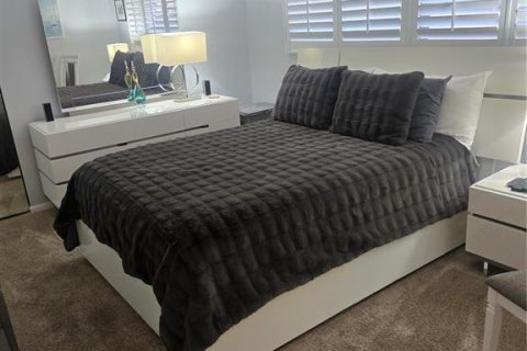 Condominio en alquiler en Saint Petersburg, Florida, 2 dormitorios, 100.52 m2 № 1843760 - foto 11