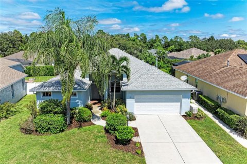 Villa ou maison à vendre à Lakewood Ranch, Floride: 4 chambres, 182.92 m2 № 2395645 - photo 2