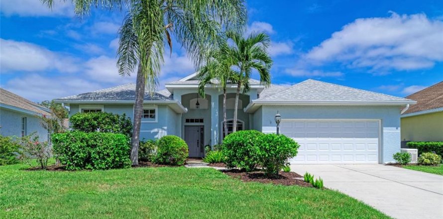 Villa ou maison à Lakewood Ranch, Floride 4 chambres, 182.92 m2 № 2395645