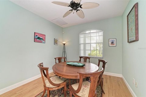 Villa ou maison à vendre à Lakewood Ranch, Floride: 4 chambres, 182.92 m2 № 2395645 - photo 8