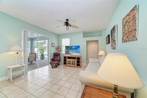 Villa ou maison à vendre à Lakewood Ranch, Floride: 4 chambres, 182.92 m2 № 2395645 - photo 13
