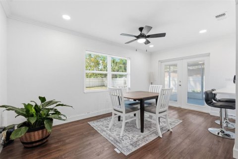 House in Palm Harbor, Florida 3 bedrooms, 125.6 sq.m. № 2093153 - photo 12