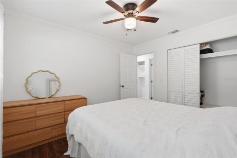 House in Palm Harbor, Florida 3 bedrooms, 125.6 sq.m. № 2093153 - photo 18