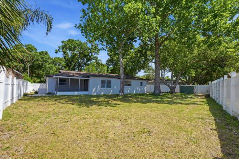 House in Palm Harbor, Florida 3 bedrooms, 125.6 sq.m. № 2093153 - photo 25