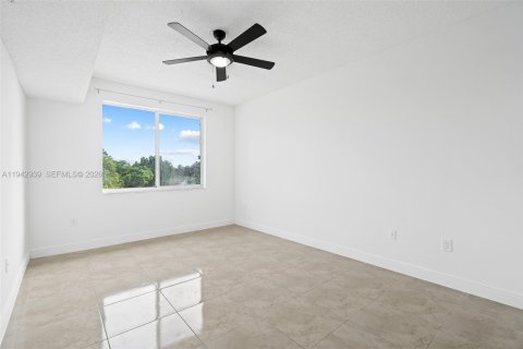 Copropriété à louer à Davie, Floride: 2 chambres, 109.9 m2 № 2001267 - photo 11