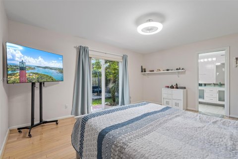 Townhouse in Plantation, Florida 3 bedrooms, 157.38 sq.m. № 2005138 - photo 10