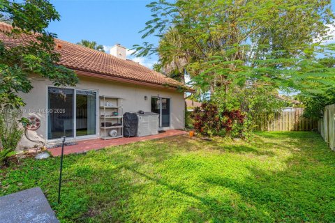 Townhouse in Plantation, Florida 3 bedrooms, 157.38 sq.m. № 2005138 - photo 17