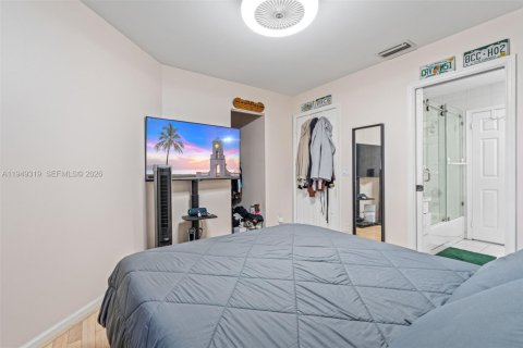 Townhouse in Plantation, Florida 3 bedrooms, 157.38 sq.m. № 2005138 - photo 13