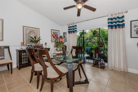 Casa en venta en Margate, Florida, 3 dormitorios, 128.86 m2 № 2382722 - foto 8