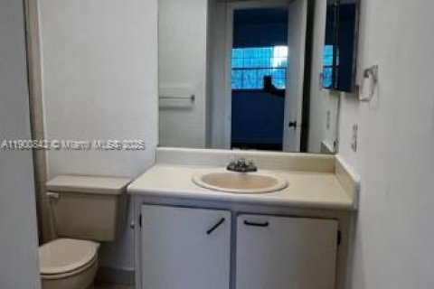 Снять в аренду кондоминиум в Хайалиа, Флорида 2 спальни, 80.82м2, № 1952103 - фото 20