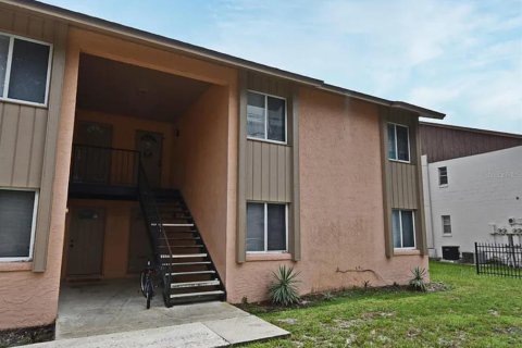 Condominio en alquiler en Winter Springs, Florida, 2 dormitorios, 84.54 m2 № 1910393 - foto 1