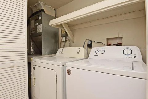 Condominio en alquiler en Winter Springs, Florida, 2 dormitorios, 84.54 m2 № 1910393 - foto 25