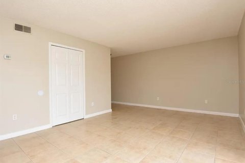 Condominio en alquiler en Winter Springs, Florida, 2 dormitorios, 84.54 m2 № 1910393 - foto 4