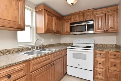 Condominio en alquiler en Winter Springs, Florida, 2 dormitorios, 84.54 m2 № 1910393 - foto 12