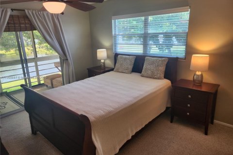 Купить кондоминиум в Дирфилд-Бич, Флорида 2 спальни, 76.18м2, № 2053588 - фото 13