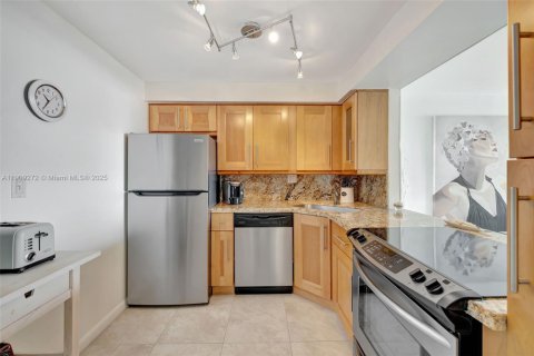 Copropriété à vendre à Hollywood, Floride: 1 chambre, 72.19 m2 № 1965134 - photo 4