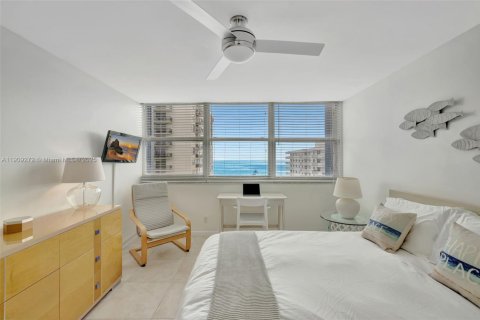 Copropriété à vendre à Hollywood, Floride: 1 chambre, 72.19 m2 № 1965134 - photo 15