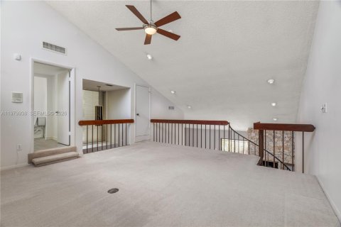 Купить кондоминиум в Саут-Майами, Флорида 3 спальни, 204.38м2, № 2049315 - фото 24