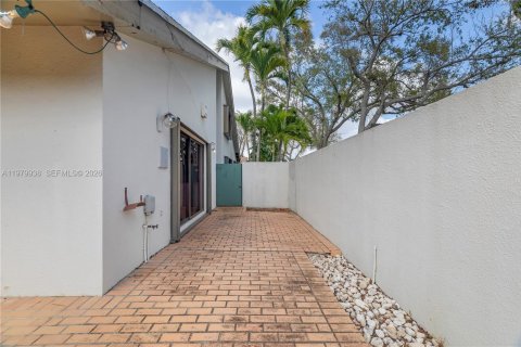 Купить кондоминиум в Саут-Майами, Флорида 3 спальни, 204.38м2, № 2049315 - фото 30