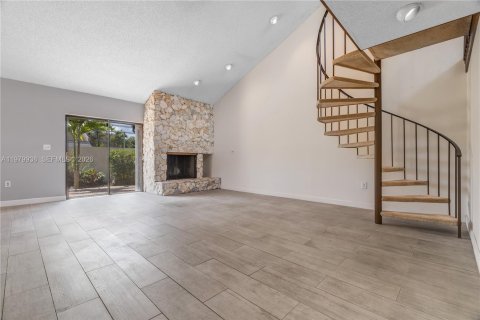 Купить кондоминиум в Саут-Майами, Флорида 3 спальни, 204.38м2, № 2049315 - фото 5