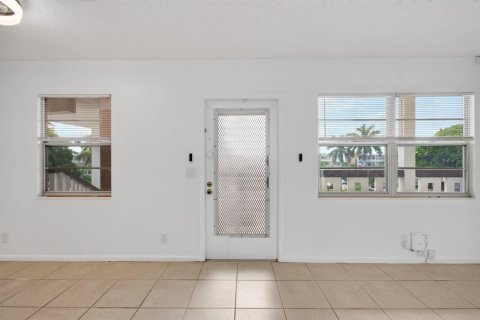 Copropriété à louer à Boca Raton, Floride: 2 chambres, 83.24 m2 № 2181217 - photo 15