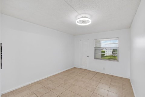 Copropriété à louer à Boca Raton, Floride: 2 chambres, 83.24 m2 № 2181217 - photo 29