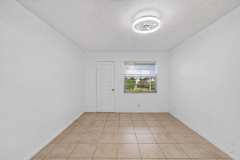 Copropriété à louer à Boca Raton, Floride: 2 chambres, 83.24 m2 № 2181217 - photo 8