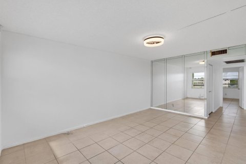 Copropriété à louer à Boca Raton, Floride: 2 chambres, 83.24 m2 № 2181217 - photo 16