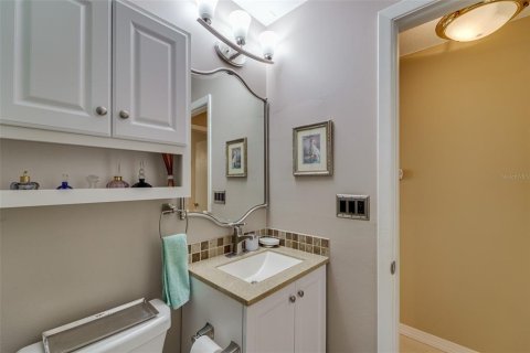Casa en venta en Pinellas Park, Florida, 2 dormitorios, 104.24 m2 № 1884955 - foto 29