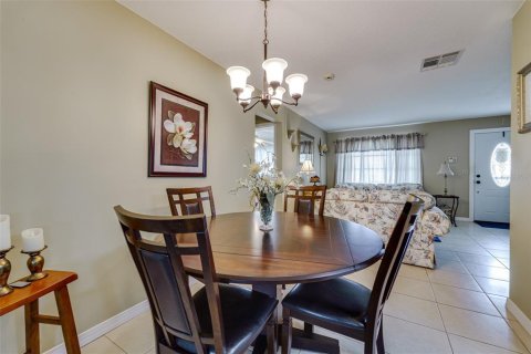 Casa en venta en Pinellas Park, Florida, 2 dormitorios, 104.24 m2 № 1884955 - foto 9