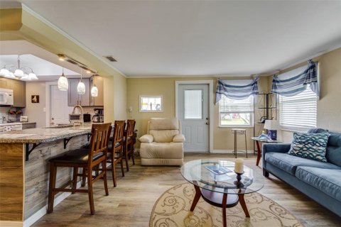 Casa en venta en Pinellas Park, Florida, 2 dormitorios, 104.24 m2 № 1884955 - foto 19